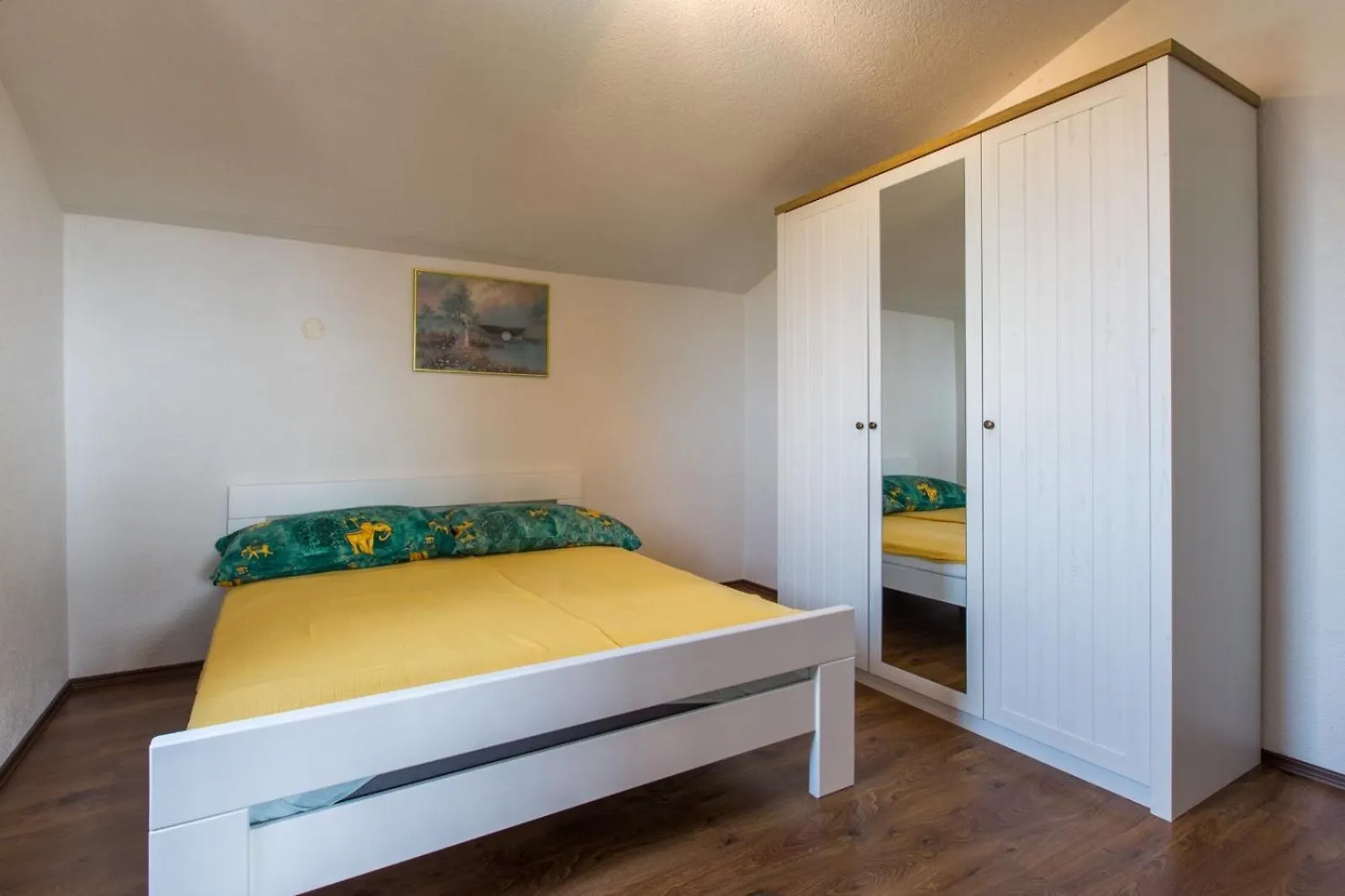 Apartments Gabi Pula 0*,